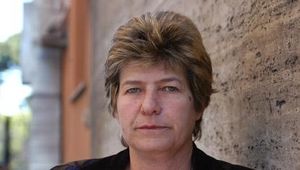 SINDACATO - INDUSTRIALI . SI ABBASSINO I TONI