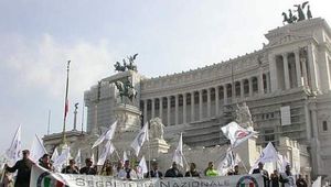 A tutti i poliziotti e gli operatori del Comparto Sicurezza Vogliono toglierci la Specificit&agrave; e i diritti Previdenziali.