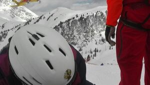Operatore addetto al servizio di sicurezza e soccorso in montagna e di sciatore