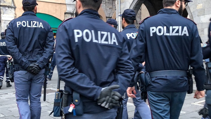 Stipendi e Pensioni più alte per Polizia e Forze Armate