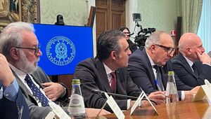 Incontro Governo - Sindacati: l\'intervento del Segretario Generale Tiani 