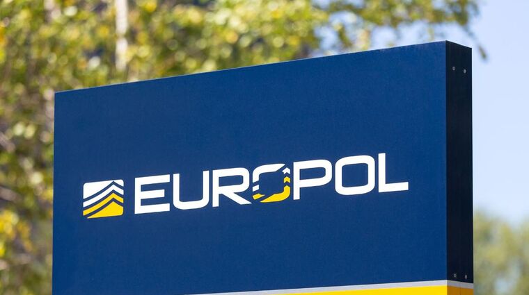 EUROPOL-2025-SNE-319 -321 - 314-312