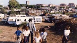 I ROM ALL\'AEROPORTO E GLI ABUSIVI IN CITTA\' 