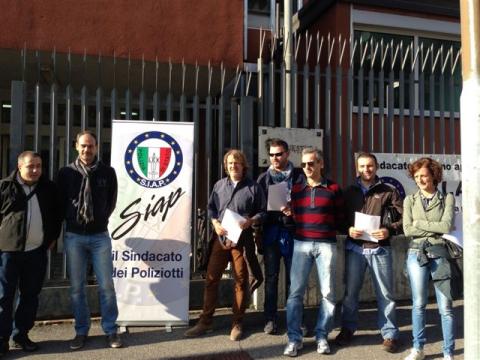 Manifestazione contro un Governo arrogante