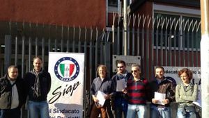 Manifestazione contro un Governo arrogante