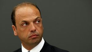 MINISTRO INCONTRI I SINDACATI PER TUTELA POLIZIOTTI E CONTRATTO