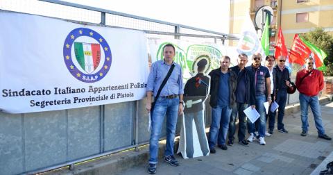 Il Sottosegretario all'Interno, Bocci, a Pistoia. La denuncia del Siap per gli stabili fatiscenti. 