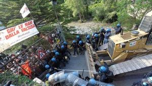 TAV: SIAP, ARSENALE CONFERMA RISCHI REALI PER I POLIZIOTTI 