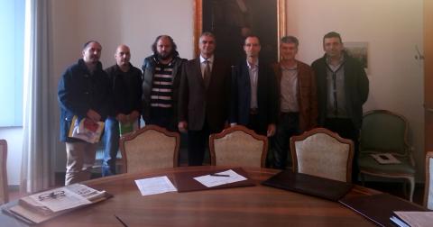  C O M U N I C A T O         S T A M P A 