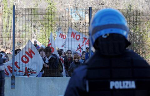 STRUMENTI DI DISSUASIONE E AUTODIFESA: c.d. SPRAY al PEPERONCINO