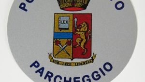 LA  QUESTURA - I PARCHEGGI E IL TRAFFICO -