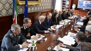 BENE ALFANO SU TERRA FUOCHI E VALORIZZAZIONE POLIZIOTTI 