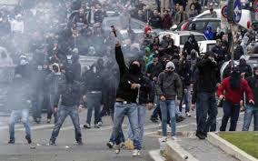 Scontri ROMA: Basta al gioco al massacro sui poliziotti 