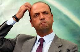 I SINDACATI SCRIVONO AL MINISTRO E CAPO DELLA POLIZIA SUL TESTO DEL DECRETO LEGGE DENOMINATO " REPUBBLICA SEMPLICE " 