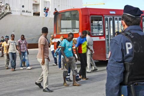ACCERTAMENTI NEI CONFRONTI DEL PERSONALE IMPEGNATO IN ATTIVITA' SOCCORSO E ASSISTENZA MIGRANTI