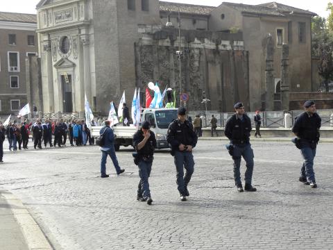 SINDACATI POLIZIA, DOMANI MANIFESTAZIONE A MILANO