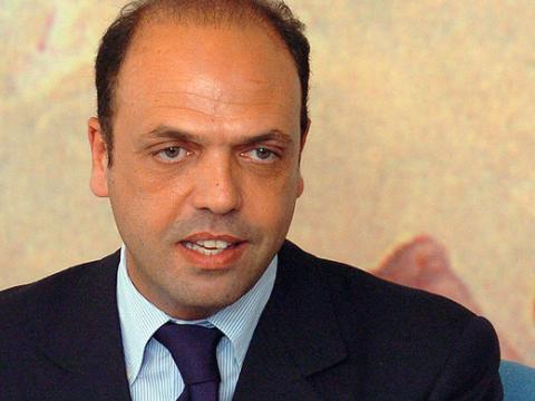SICUREZZA: ALFANO, SARA' RISOLTO PROBLEMA STIPENDI FORZE ORDINE