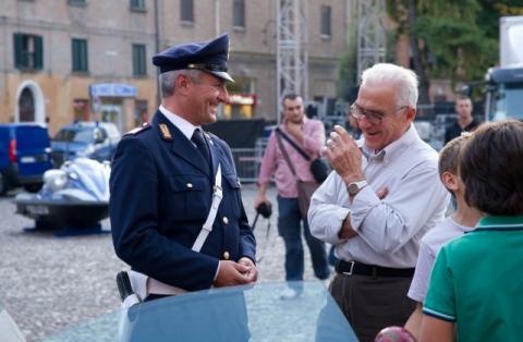 IL SOSTEGNO DEI CITTADINI E ALCUNE POSIZIONI DEL MONDO POLITICO