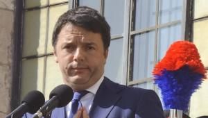 Renzi:troppe 5 forze polizia,parliamone