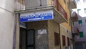  Sansepolcro (AR) - Commissariato d&igrave; P.S. Richiesta d\'intervento urgente,gravi carenze strutturali.