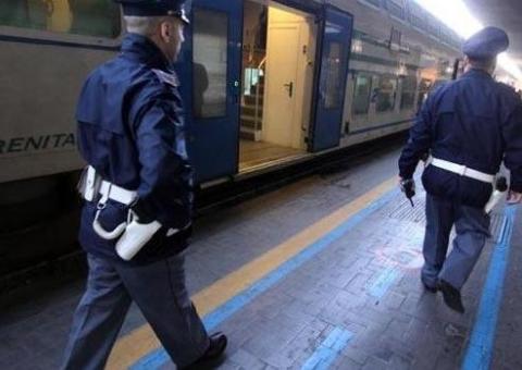 NUOVA SARDEGNA - NUORO: ALTRA BATTAGLIA PERSA - CHIUDE ANCHE IL POSTO DI POLIZIA FERROVIARIA