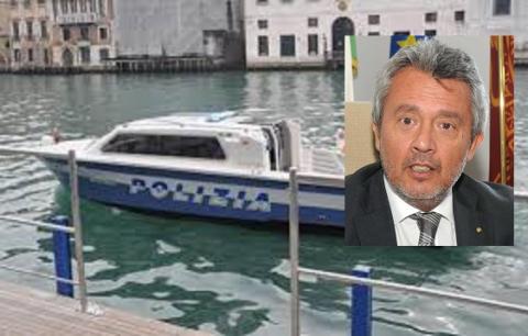AI POLIZIOTTI DI VENEZIA SERVONO DIVISE IDONEE PER I PATTUGLIAMENTI IN MARE