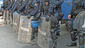 L\'INTERVENTO: SCUDI ANTISOMMOSSA