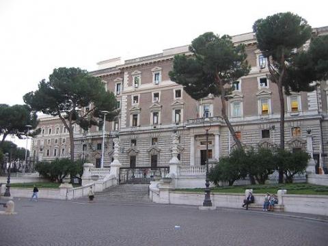 MOVIMENTI DEI DIRIGENTI E DEI FUNZIONARI MEDICI