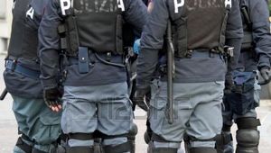 UNIFORME IGNIFUGHE IN DOTAZIONE AL PERSONALE DEI REPARTI MOBILI