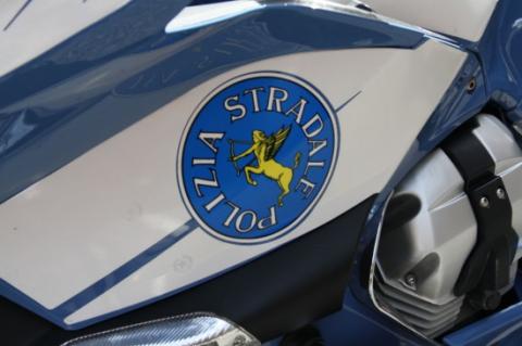 DECRETO MINISTRO SEZ. POLSTRADA PG E PZ- DECRETO SOPPRESSIONE COMP. STRADALE UMBRIA E BASILICATA