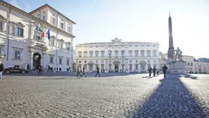 CADE DIVIETO COSTITUZIONE ASSOCIAZIONI SINDACALI X MILITARI