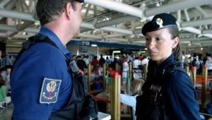 L\'INTERVENTO: DISTRIBUZIONE DELLE NUOVE DIVISE OPERATIVE AL PERSONALE